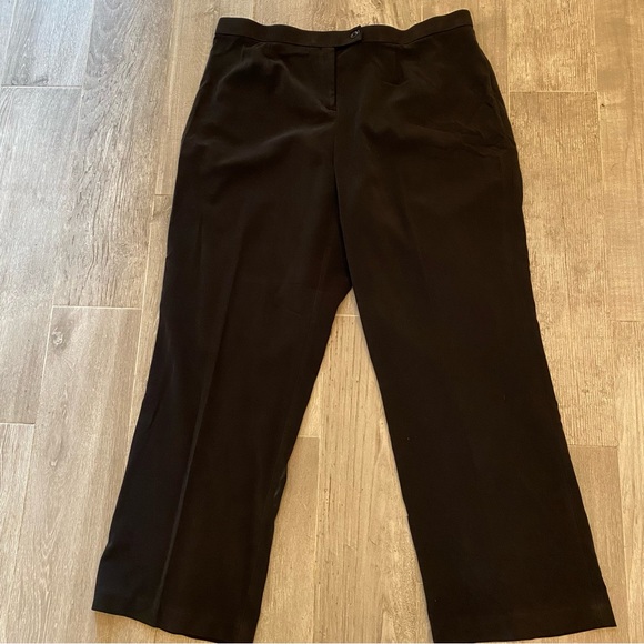 Women’s Pants- bundle of six pair as listed - Picture 2 of 7